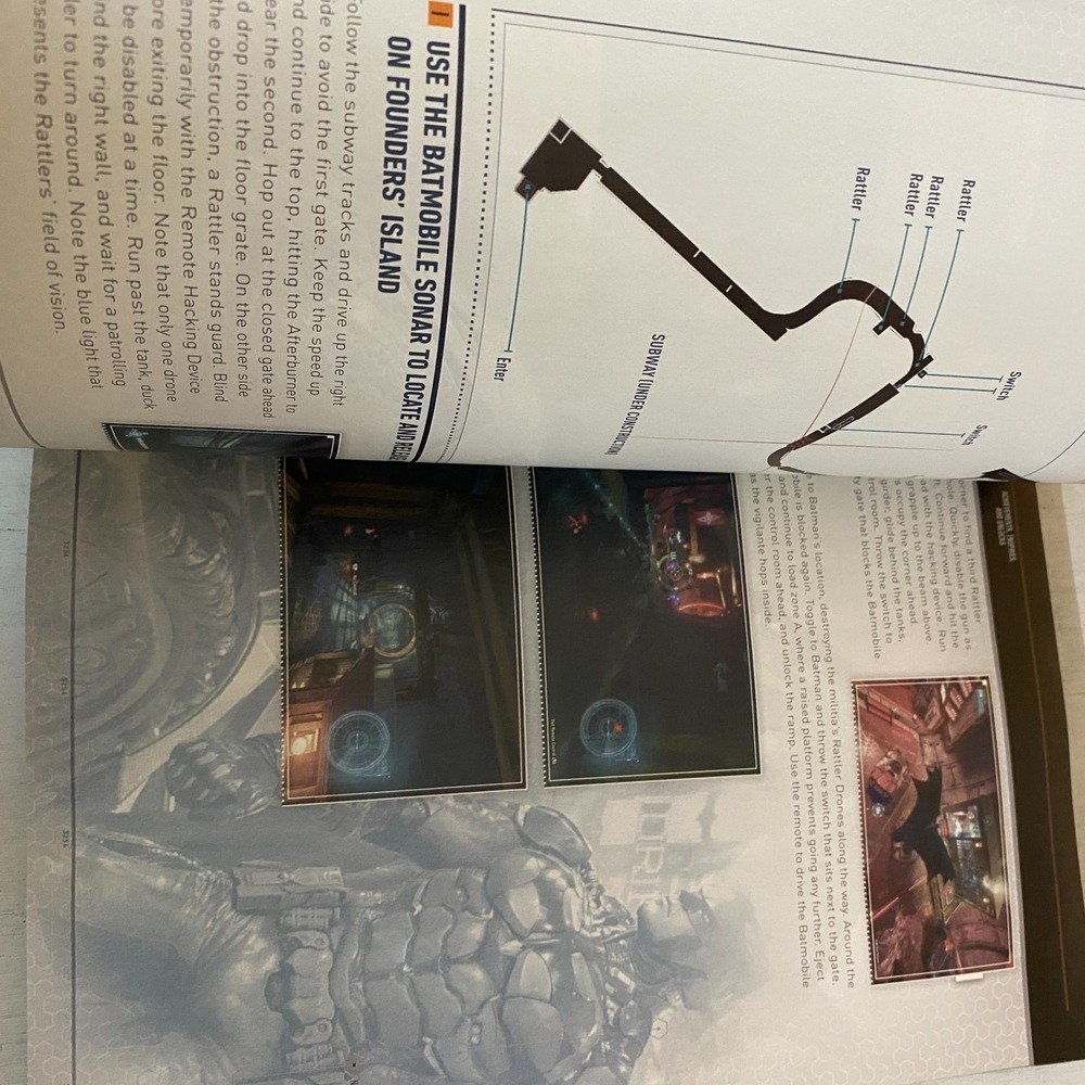 Batman: Arkham Knight Official Strategy‎ Guide by Brady Games - Picture 12 of 15